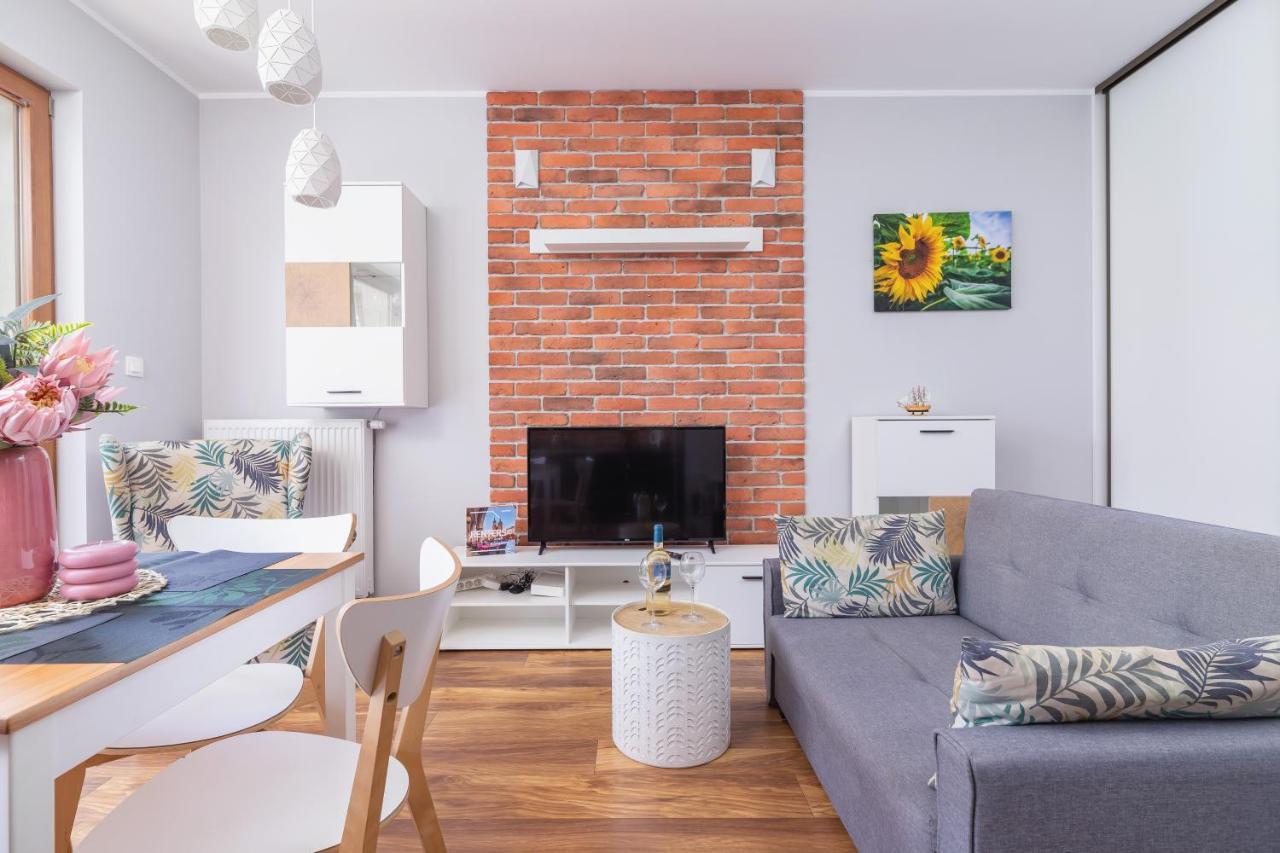 Apartments Go Rakowicka By Noclegi Renters كراكوفيا المظهر الخارجي الصورة