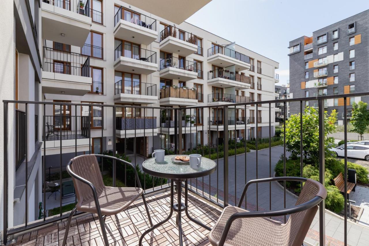 Apartments Go Rakowicka By Noclegi Renters كراكوفيا المظهر الخارجي الصورة