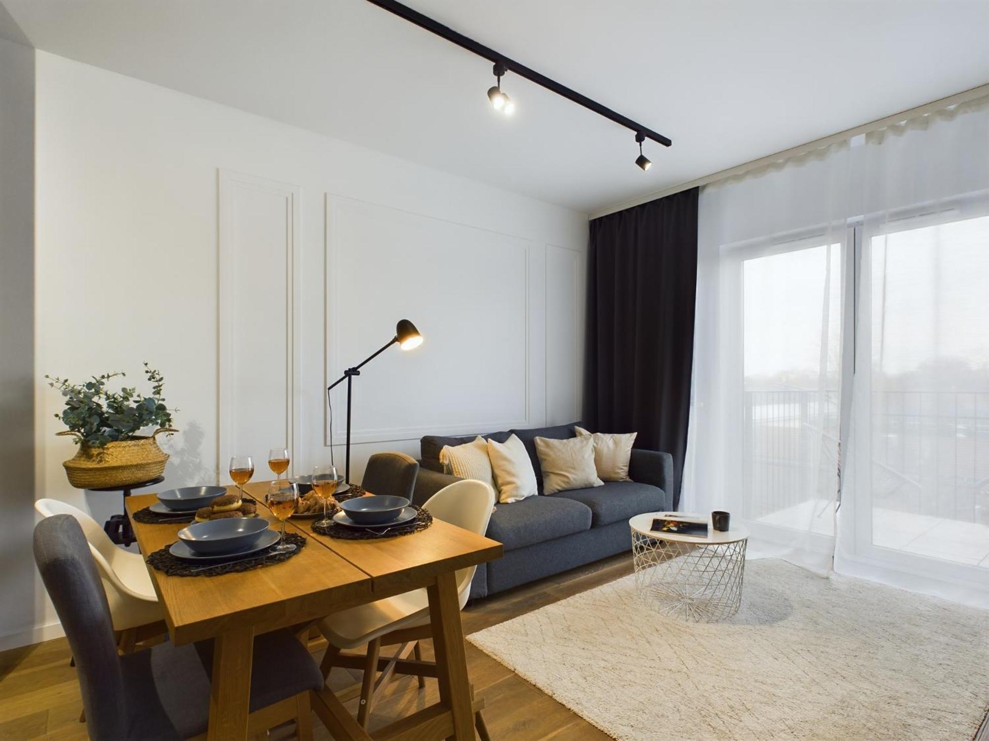 Apartments Go Rakowicka By Noclegi Renters كراكوفيا المظهر الخارجي الصورة