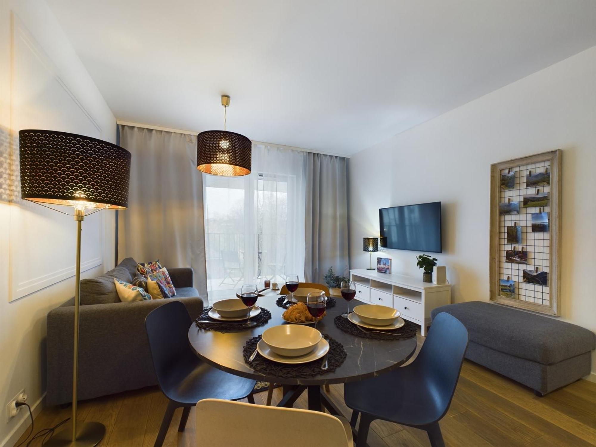 Apartments Go Rakowicka By Noclegi Renters كراكوفيا المظهر الخارجي الصورة