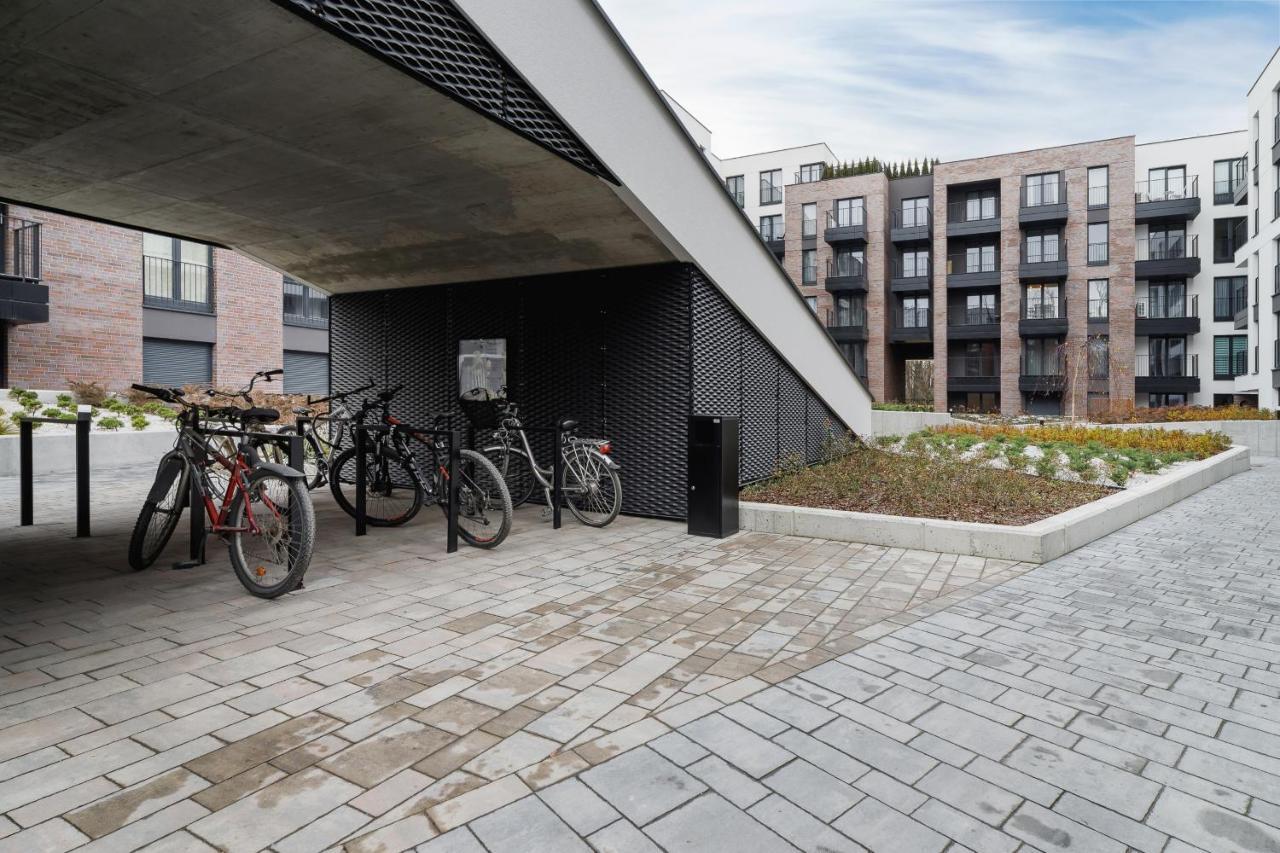 Apartments Go Rakowicka By Noclegi Renters كراكوفيا المظهر الخارجي الصورة